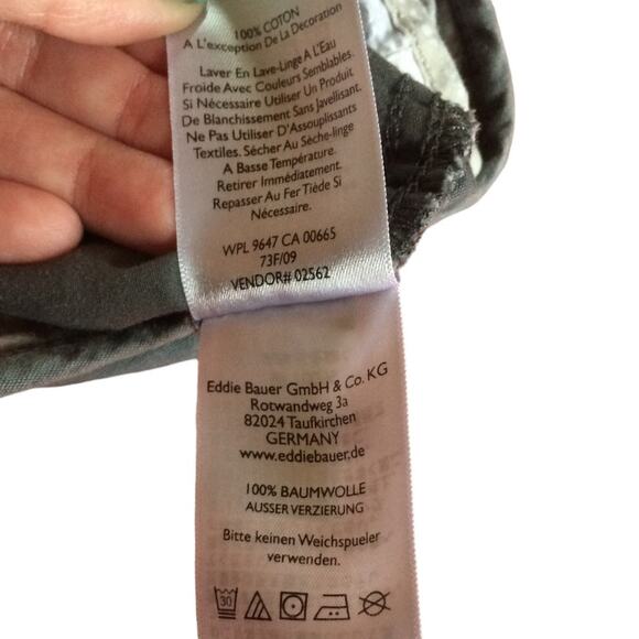 Women's EDDIE BAUER Size 8 Chino Shorts Gray Specially Dyed Pockets Outdoor - Picture 5 of 10